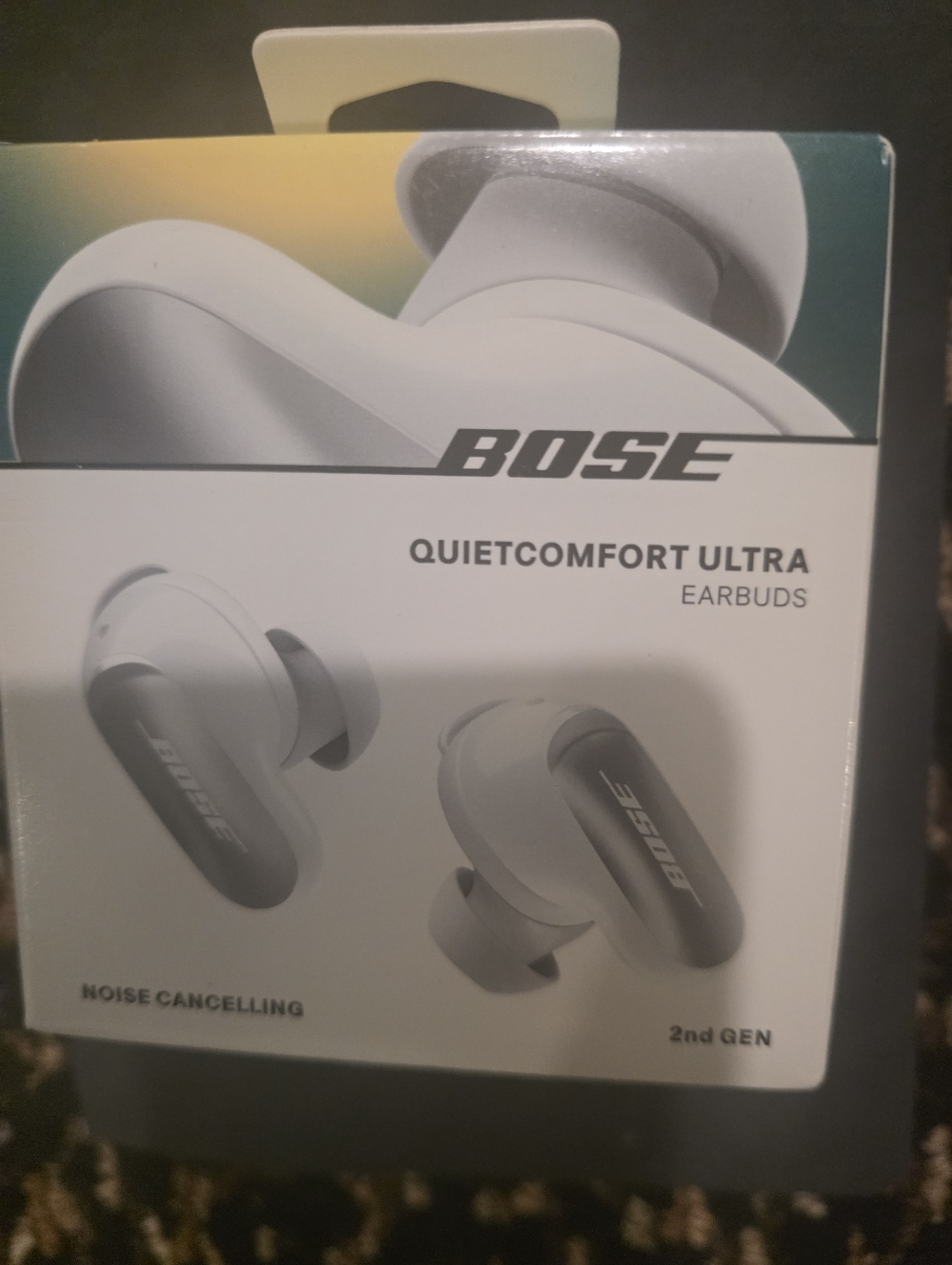 Bose QuietComfort Ultra Earbuds — White and Light Gray